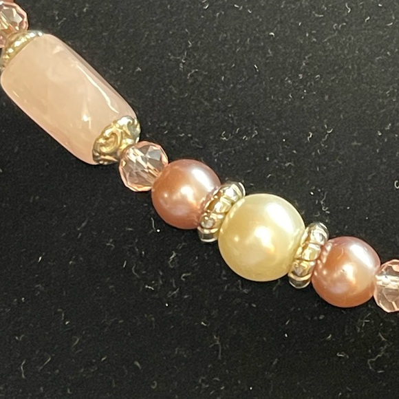 Classy and Classic Rose Quartz, Faux pearl, and Chrystal Necklace - Picture 3 of 5
